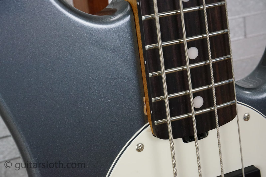 Sterling StingRay Ray34HH - Charcoal Frost