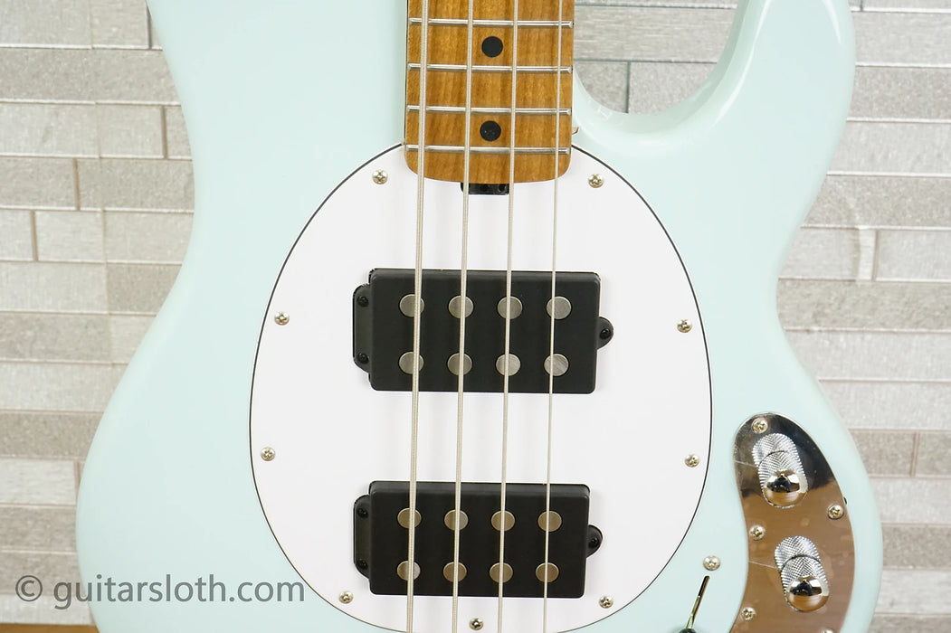 Sterling StingRay Ray34HH - Daphne Blue