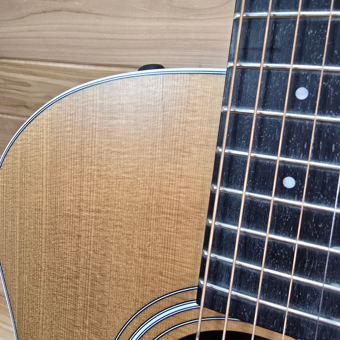 Taylor 214ce Grand Auditorium Acoustic-Electric Guitar Used