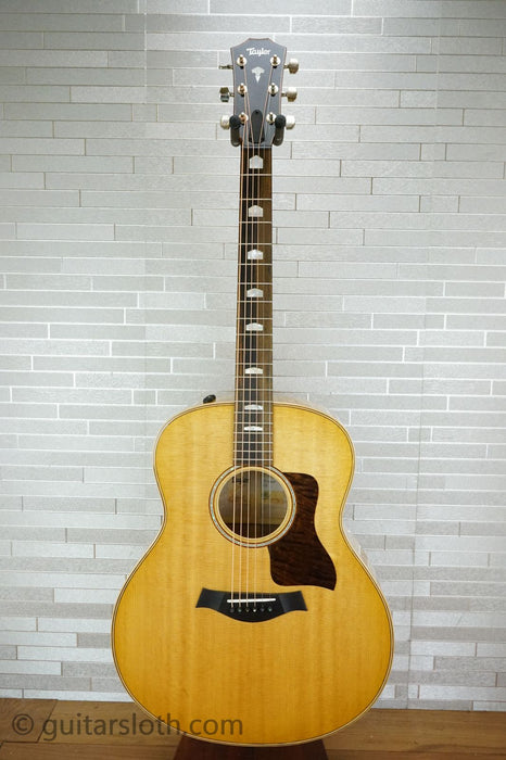 Taylor 618e with V-Class Bracing - Antique Blonde