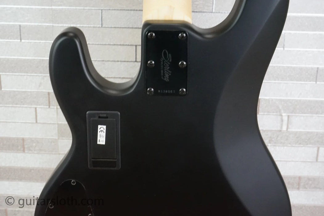 Sterling SUB StingRay Ray4HH - Stealth Black