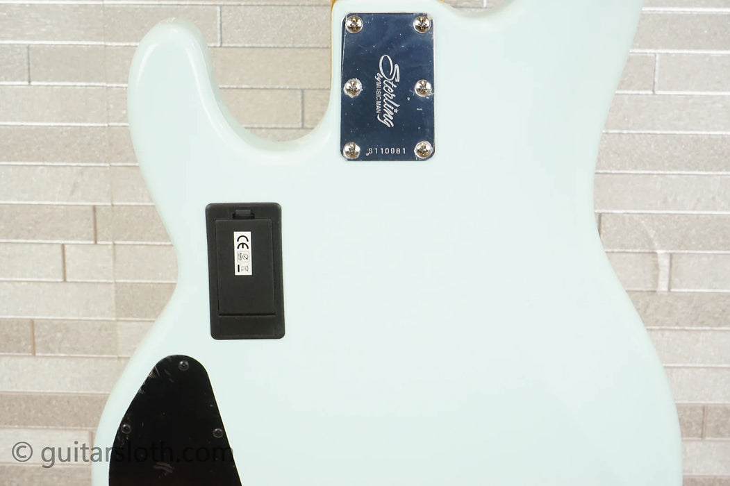 Sterling StingRay Ray34HH - Daphne Blue