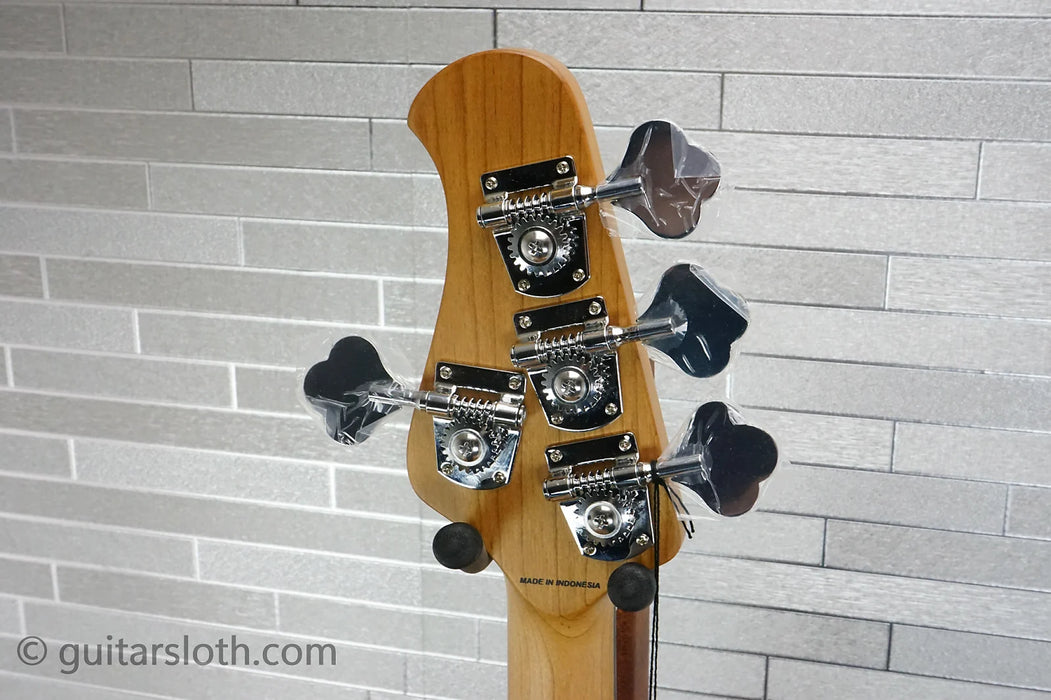 Sterling StingRay Ray34 - Dorado Green