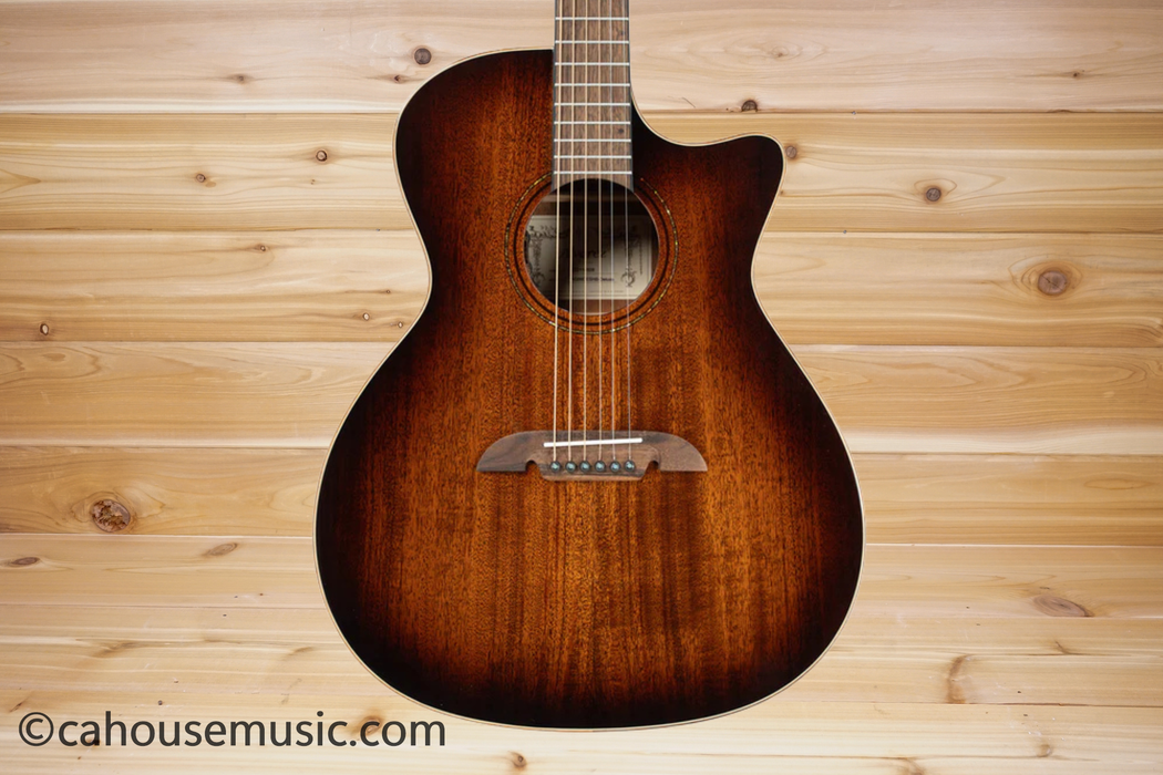 Alvarez AG66CESHB Deluxe Grand Auditorium Acoustic-Electric Guitar Shadowburst