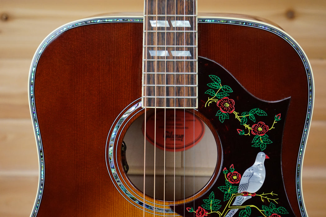 Gibson Dove 100 Year Anniversary - Limited Edition Acoustic-Electric Guitar - Cremona Burst