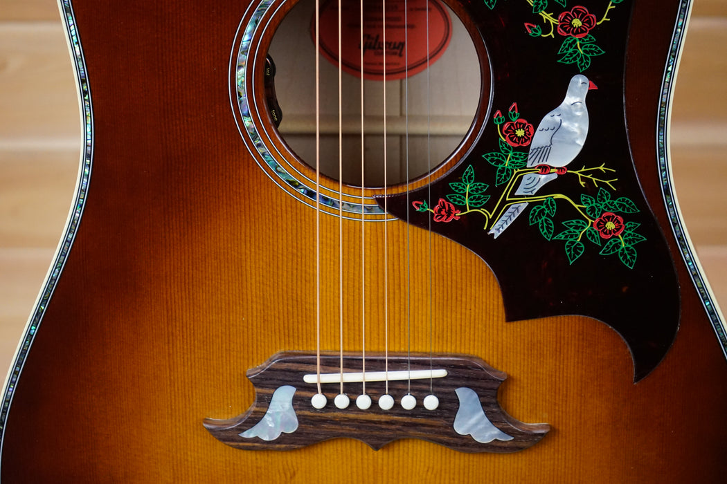 Gibson Dove 100 Year Anniversary - Limited Edition Acoustic-Electric Guitar - Cremona Burst