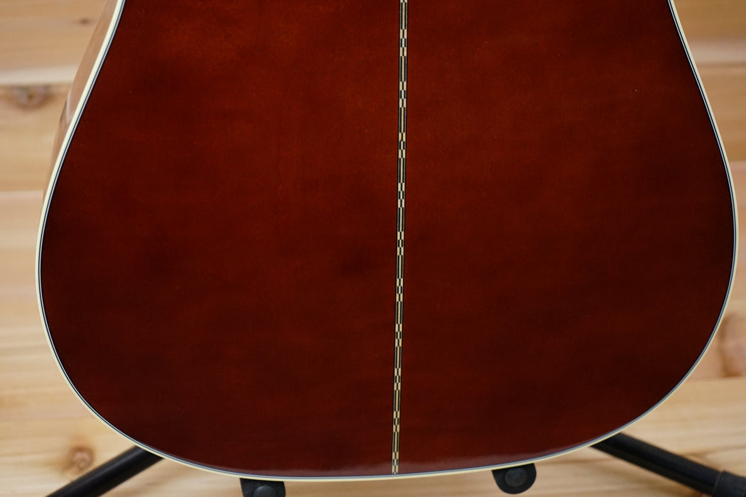Gibson Dove 100 Year Anniversary - Limited Edition Acoustic-Electric Guitar - Cremona Burst
