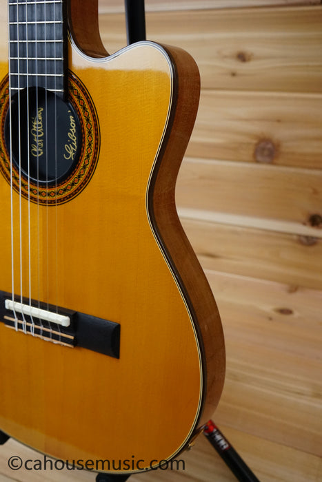 Gibson Custom Shop Chet Atkins CE (1982) - Hand Signed Chet Adkins