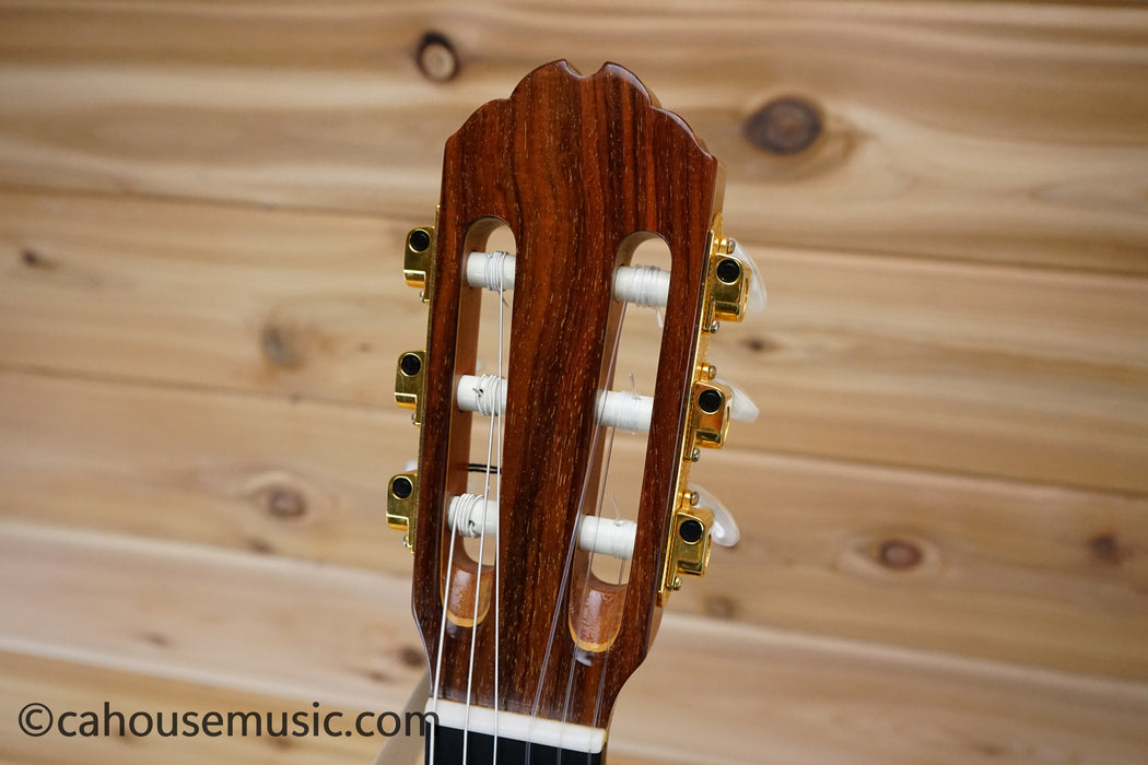 Gibson Custom Shop Chet Atkins CE (1982) - Hand Signed Chet Adkins