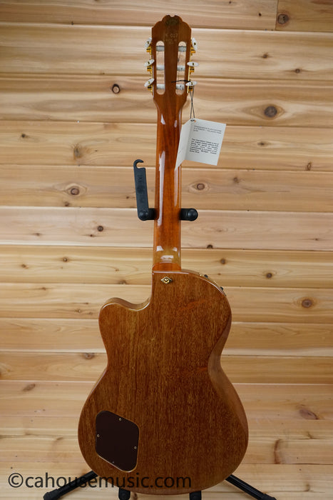 Gibson Custom Shop Chet Atkins CE (1982) - Hand Signed Chet Adkins