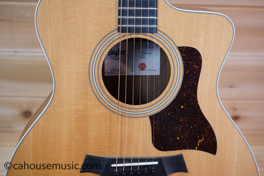 Taylor 214ce Grand Auditorium Acoustic-Electric Guitar Used
