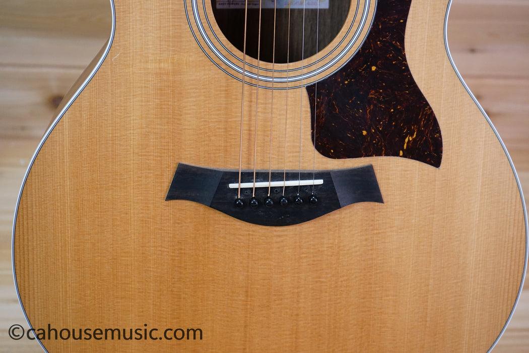 Taylor 214ce Grand Auditorium Acoustic-Electric Guitar Used