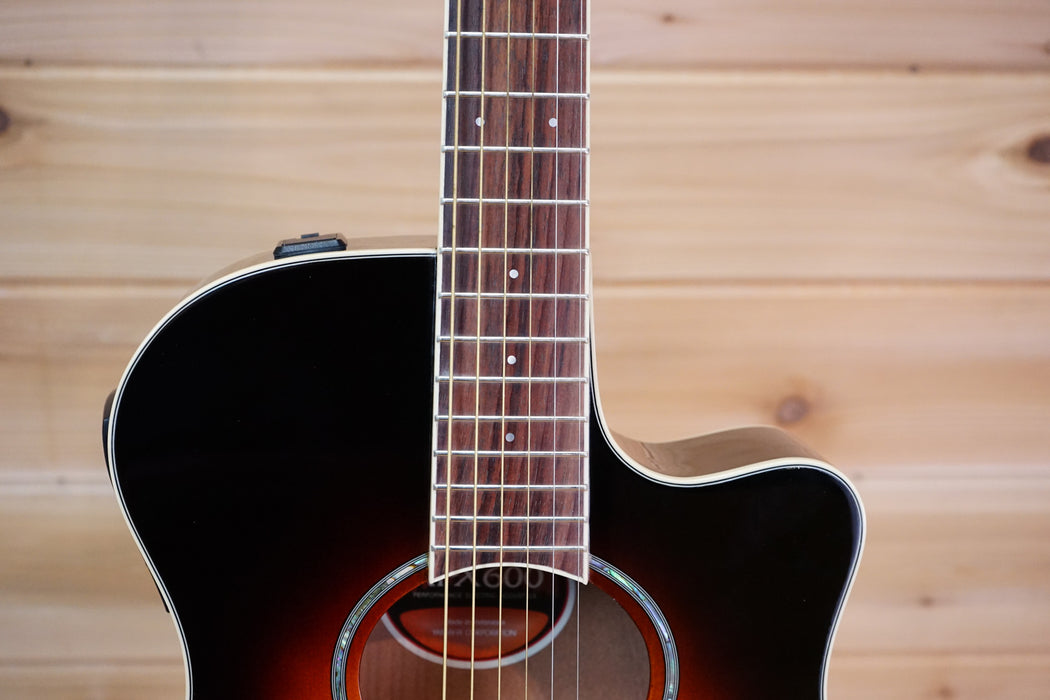 Yamaha APX600 Thinline Cutaway Acoustic-Electric Guitar Old Violin Sunburst Used