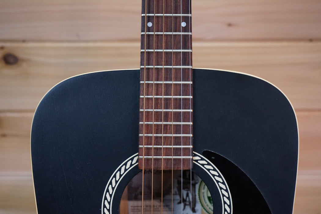 Art & Lutherie Wild Cherry Dreadnought Acoustic Guitar Black Used