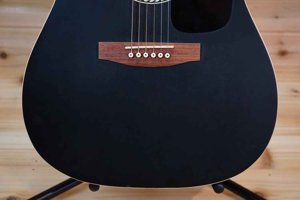 Art & Lutherie Wild Cherry Dreadnought Acoustic Guitar Black Used