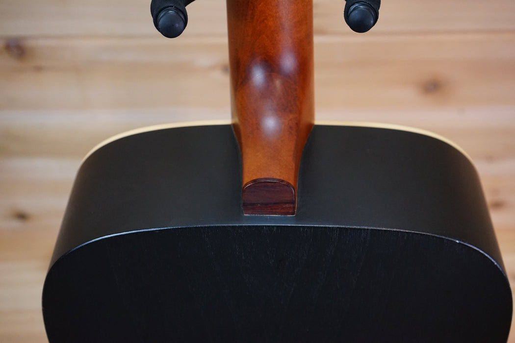 Art & Lutherie Wild Cherry Dreadnought Acoustic Guitar Black Used