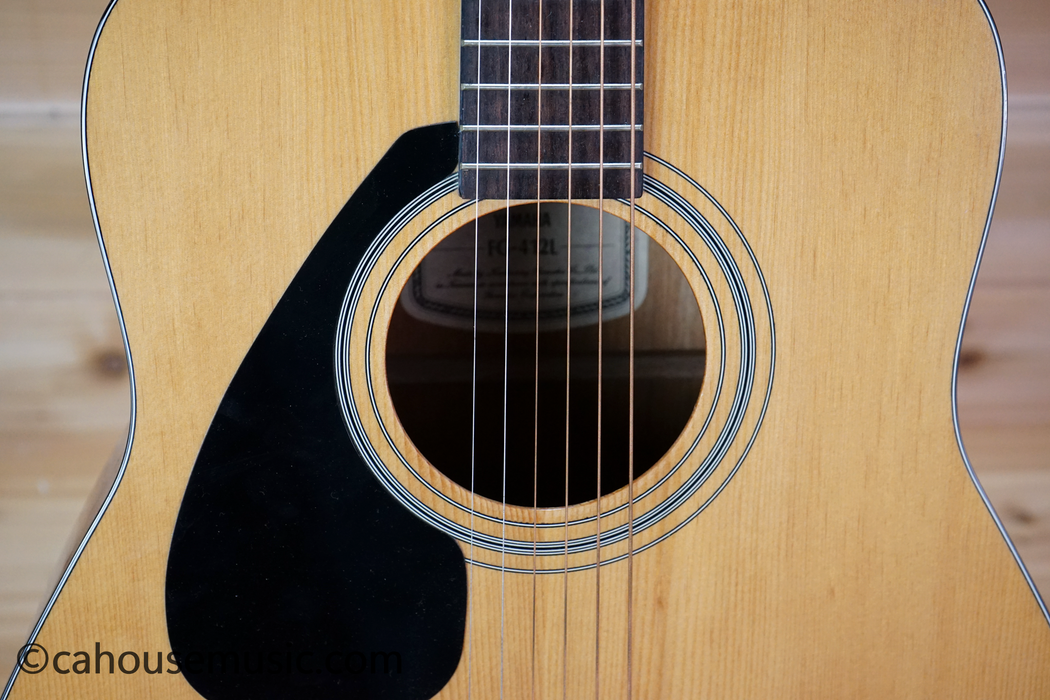 Yamaha FG-412L Left-Handed Dreadnought Acoustic Guitar Natural Used