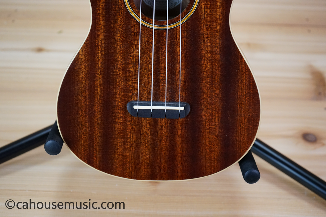 Fender Grace VanderWaal Signature Concert Acoustic-Electric Ukulele Used