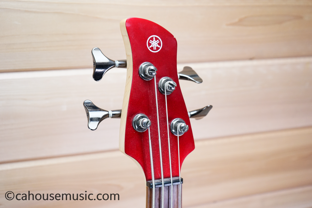 Yamaha TRBX304 Bass Guitar Candy Apple Red Used