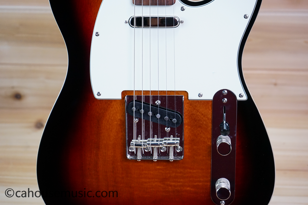 Squier Classic Vibe '60s Custom Telecaster Electric Guitar 3-Color Sunburst Used