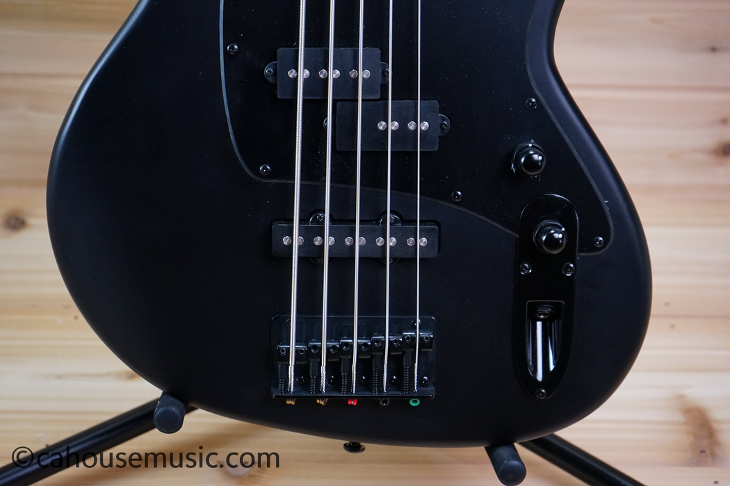 Ibanez TMB425BBKF Talman 5-String PJ Bass Guitar Black Flat - Shipping Damage Special