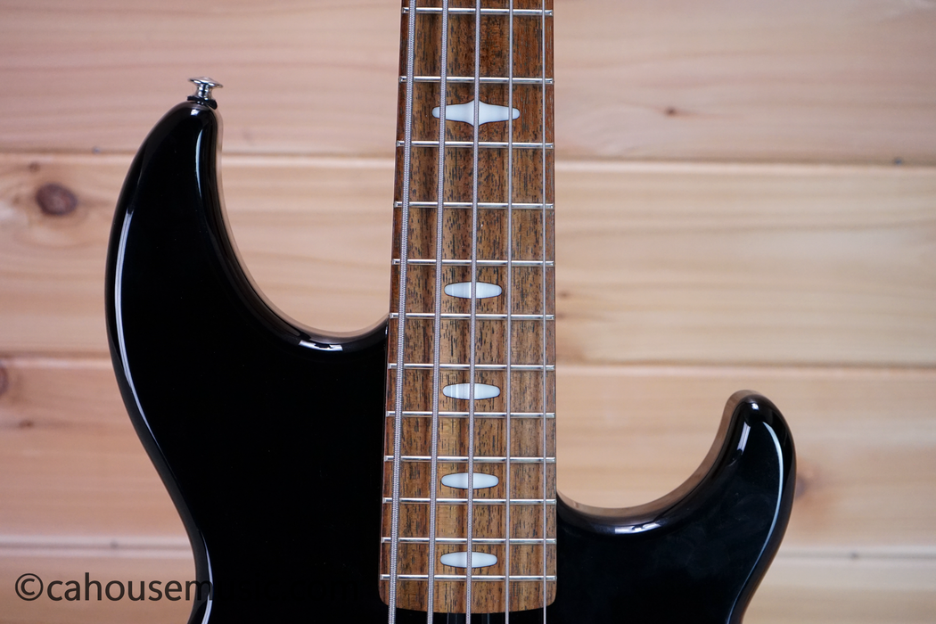 Yamaha BB415 5-String Bass Guitar Black Used