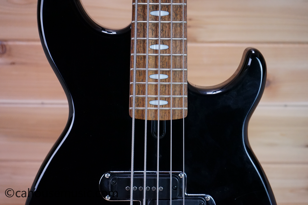 Yamaha BB415 5-String Bass Guitar Black Used