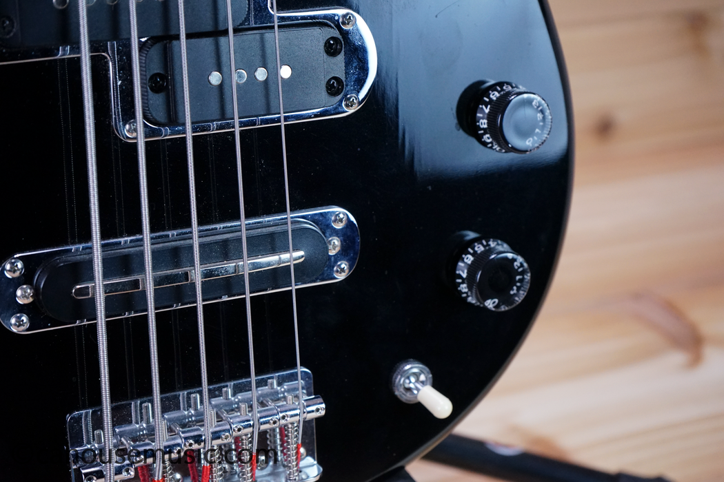 Yamaha BB415 5-String Bass Guitar Black Used