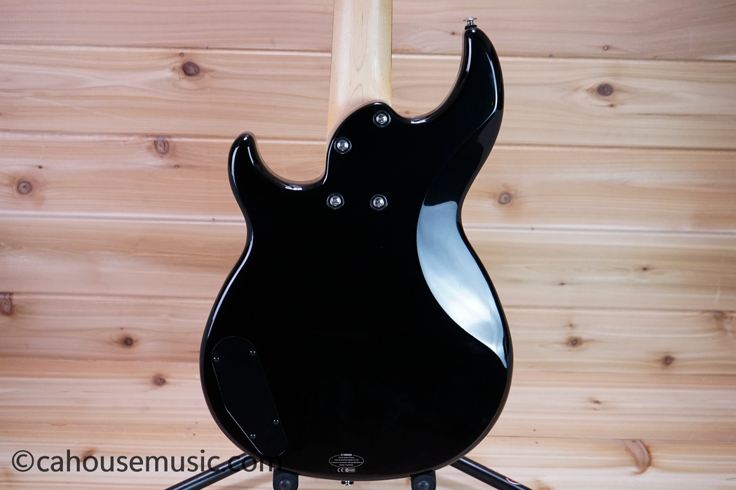 Yamaha BB415 5-String Bass Guitar Black Used