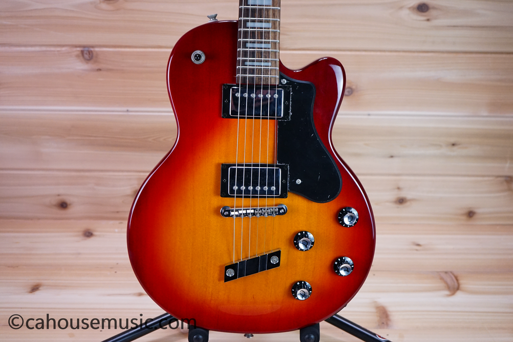DeArmond M-65C Single-Cutaway Solid Body Electric Guitar Sunburst Used