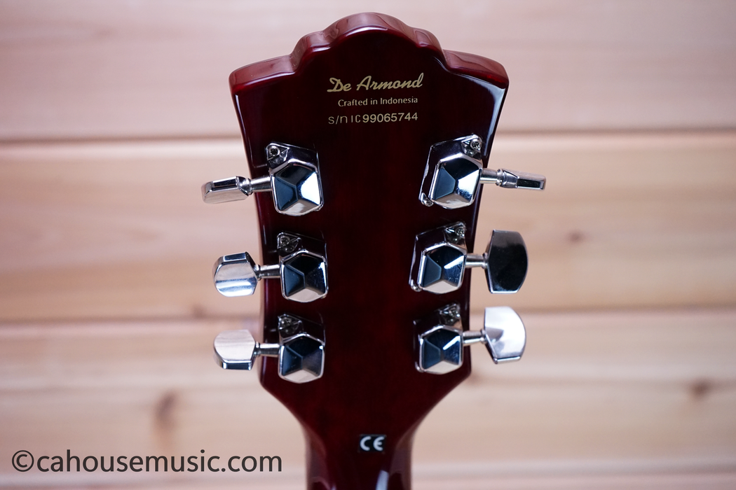 DeArmond M-65C Single-Cutaway Solid Body Electric Guitar Sunburst Used