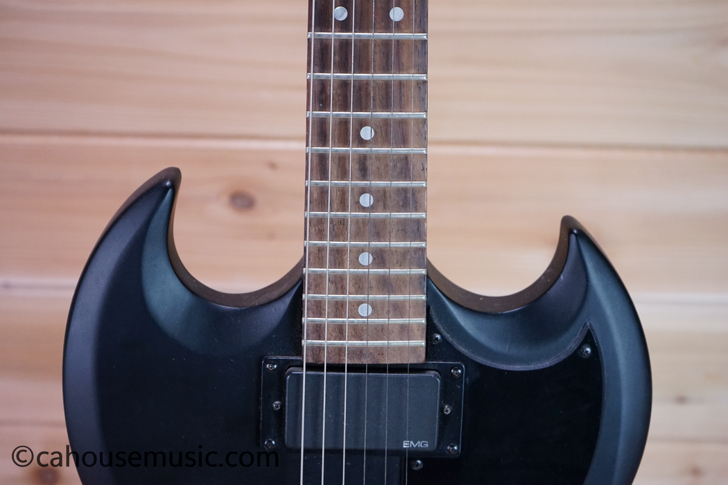 Epiphone Limited Edition Goth Les Paul Special-II Electric Guitar Used