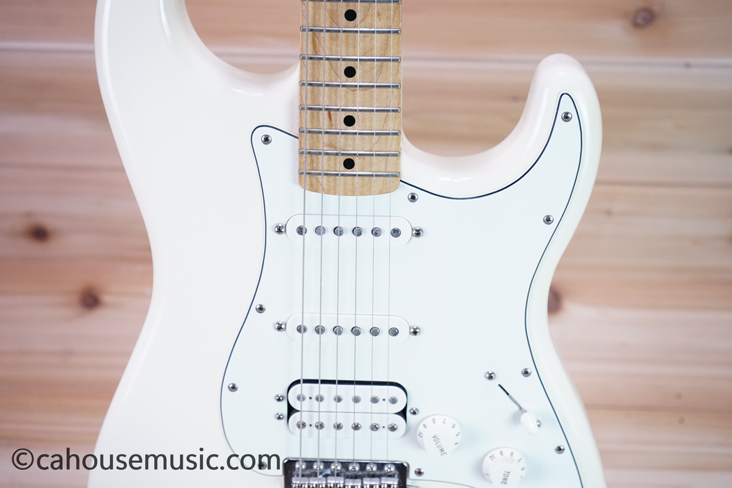 Fender Standard Stratocaster HSS Maple Fingerboard Electric Guitar Antique White Used