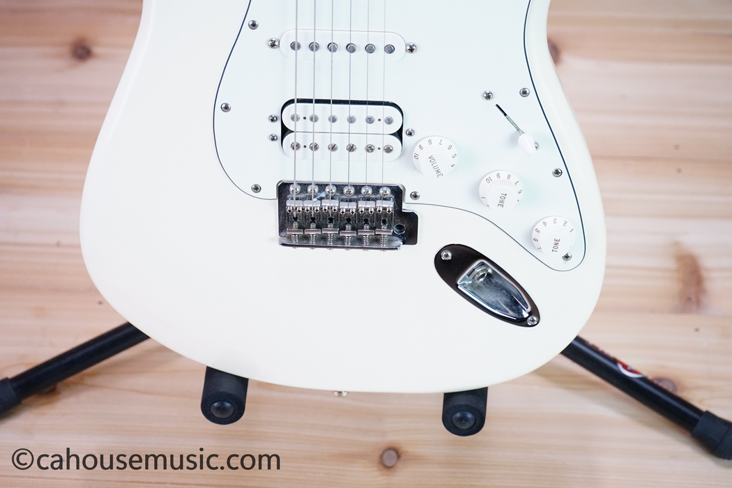 Fender Standard Stratocaster HSS Maple Fingerboard Electric Guitar Antique White Used