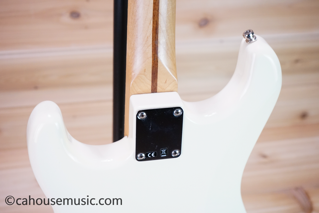 Fender Standard Stratocaster HSS Maple Fingerboard Electric Guitar Antique White Used
