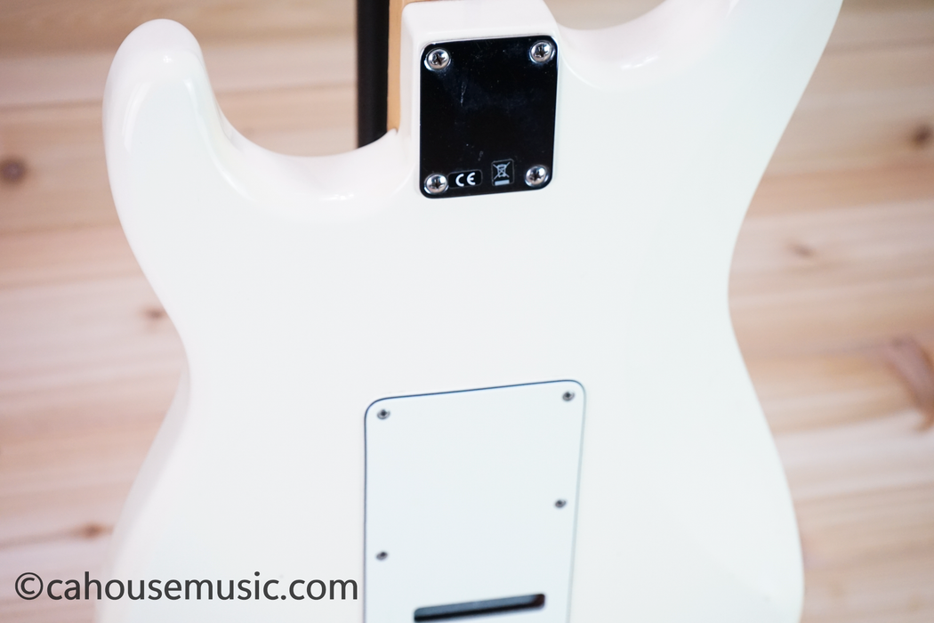 Fender Standard Stratocaster HSS Maple Fingerboard Electric Guitar Antique White Used