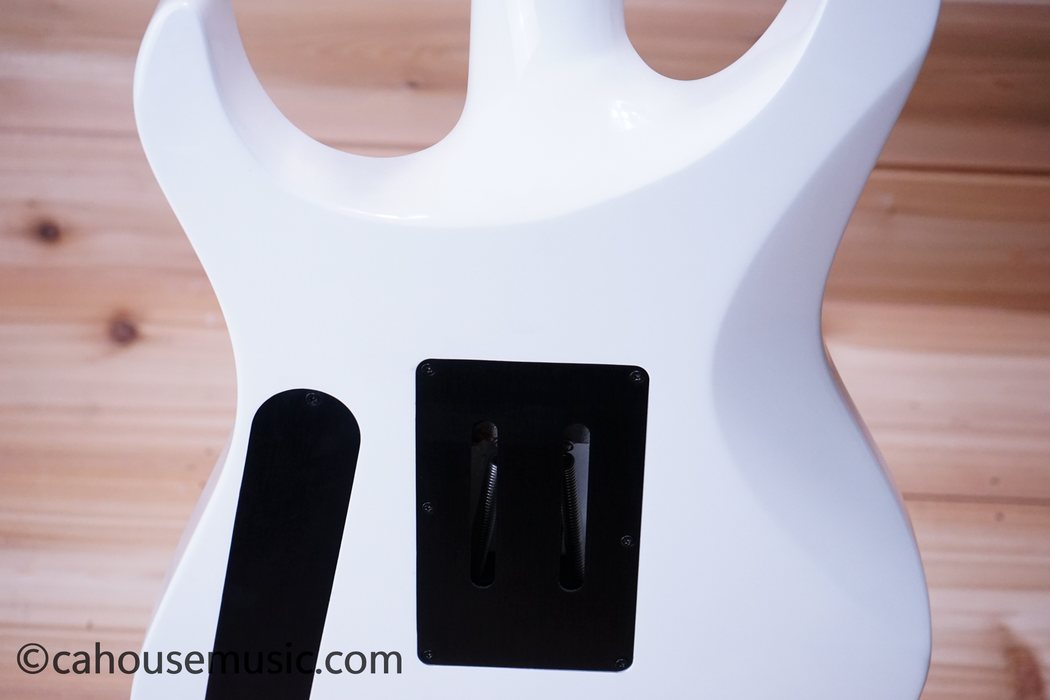 Jackson Pro Series Signature Chris Broderick Soloist 6 Electric Guitar Snow White Used