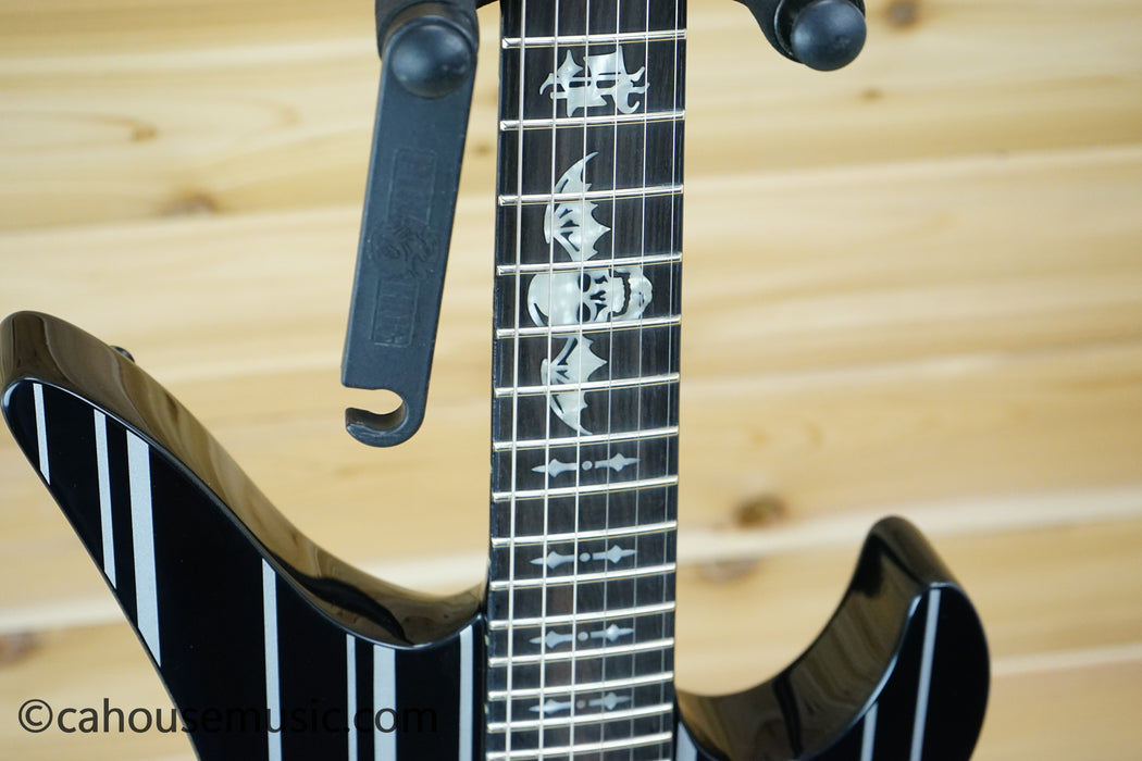 Schecter Synyster Gates Custom-S Electric Guitar Gloss Black with Silver Pinstripes B-Stock