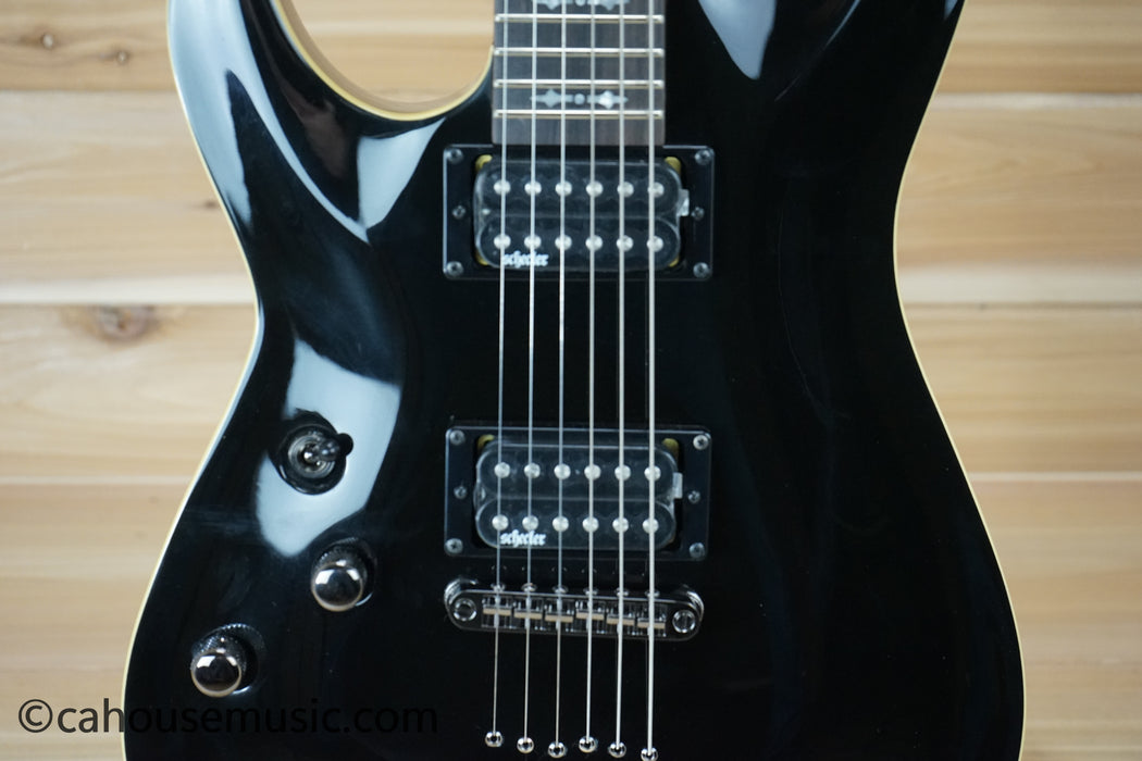 Schecter Omen-6 LH Solid Body Electric Guitar Gloss Black B-Stock