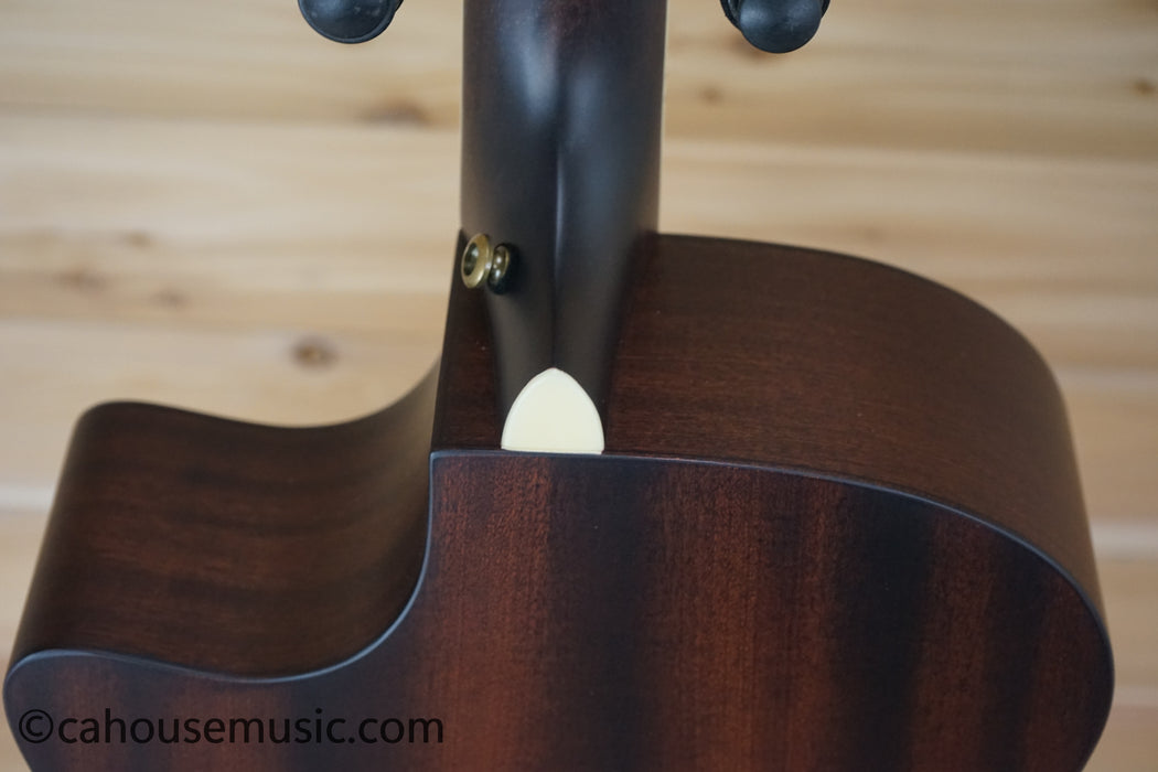 D'Angelico Premier Gramercy Aged Burst Grand Auditorium Acoustic-Electric Guitar B-Stock