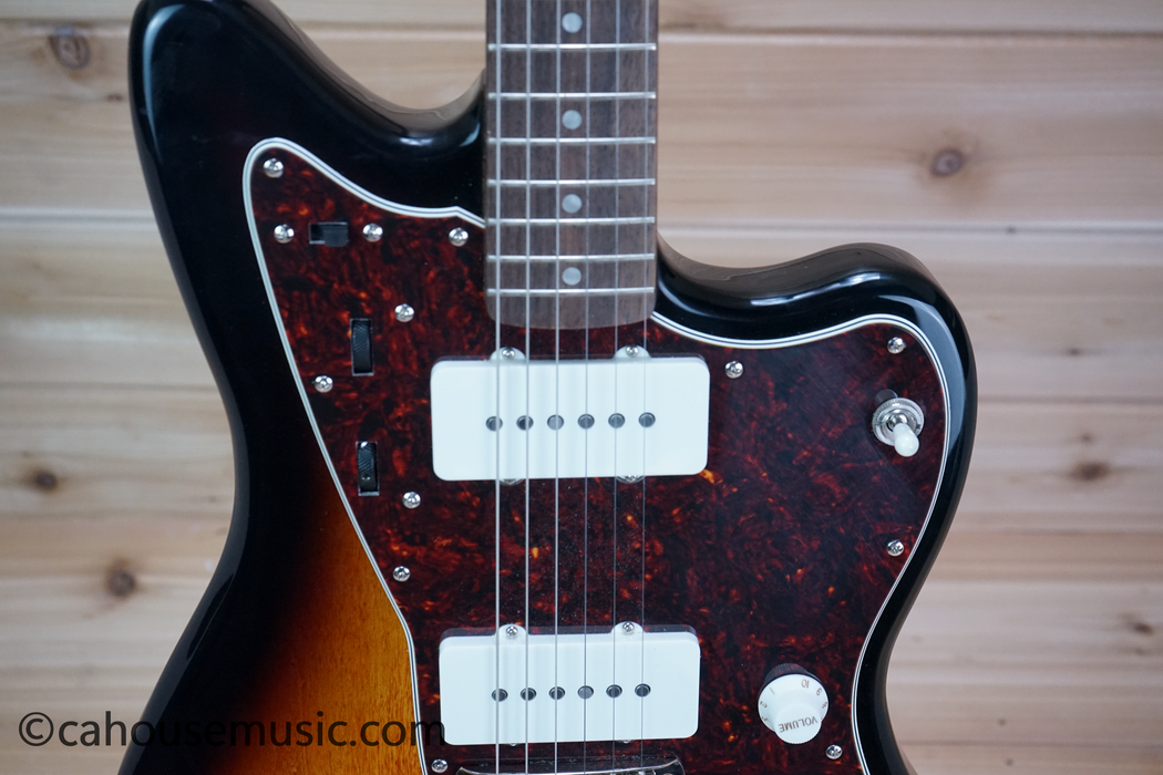 Squier Classic Vibe '60s Jazzmaster Electric Guitar, 3-Color Sunburst Used