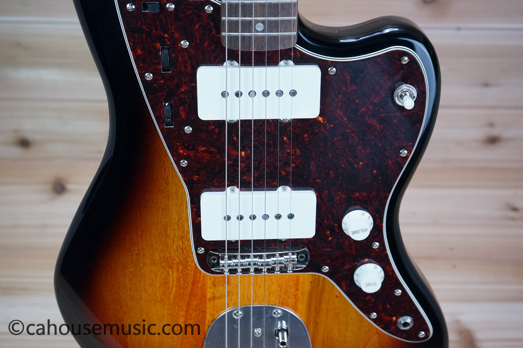 Squier Classic Vibe '60s Jazzmaster Electric Guitar, 3-Color Sunburst Used