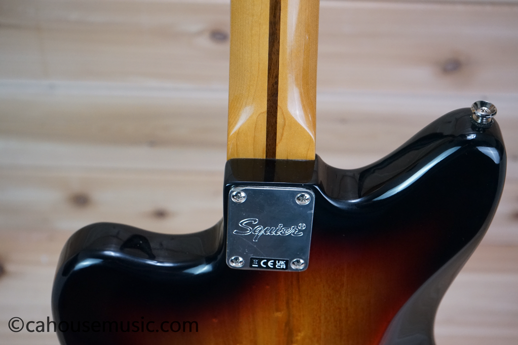 Squier Classic Vibe '60s Jazzmaster Electric Guitar, 3-Color Sunburst Used