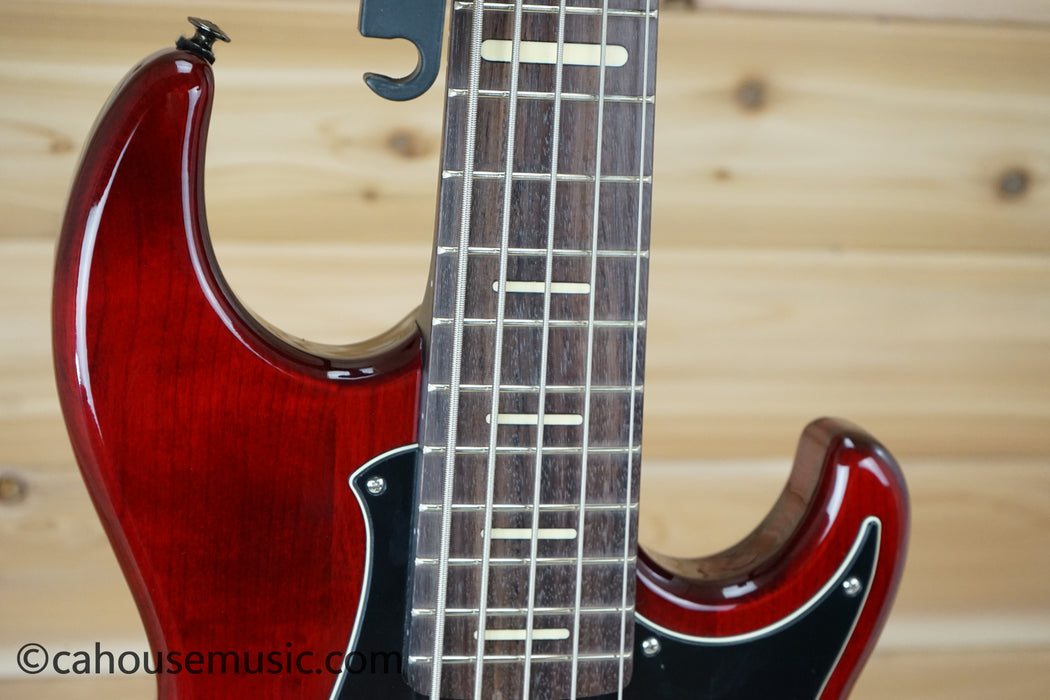 Yamaha BB735A 5-String PJ Bass Guitar Fired Red B-Stock