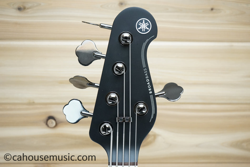 Yamaha BB735A 5-String PJ Bass Guitar Fired Red B-Stock