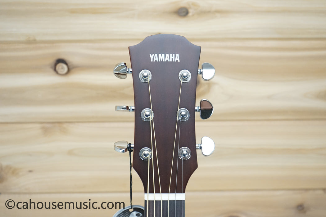 Yamaha AC1R VN Concert Cutaway Acoustic-Electric Guitar Vintage Natural B-Stock