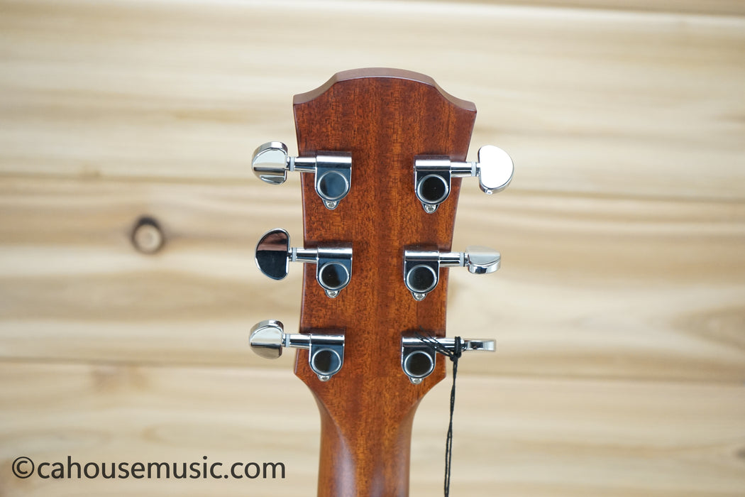 Yamaha AC1R VN Concert Cutaway Acoustic-Electric Guitar Vintage Natural B-Stock
