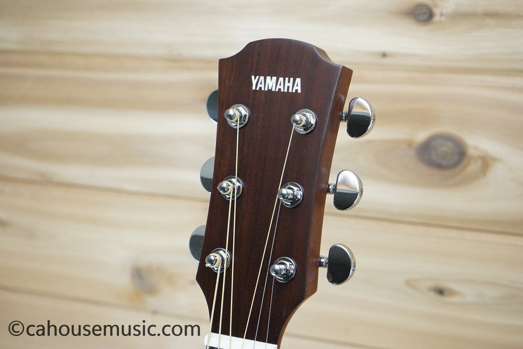 Yamaha A-Series AC1M Concert Cutaway Acoustic-Electric Guitar Vintage Natural B-Stock