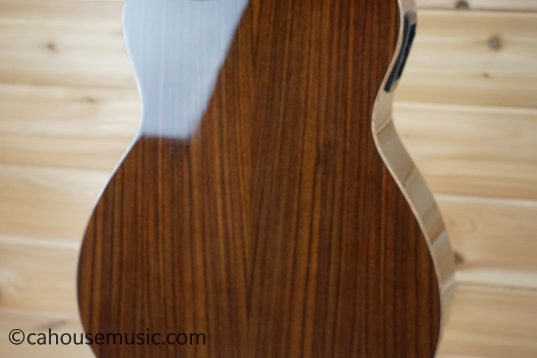 Yamaha A-Series AC1R Concert Cutaway Acoustic-Electric Guitar Tobacco Brown Sunburst B-Stock