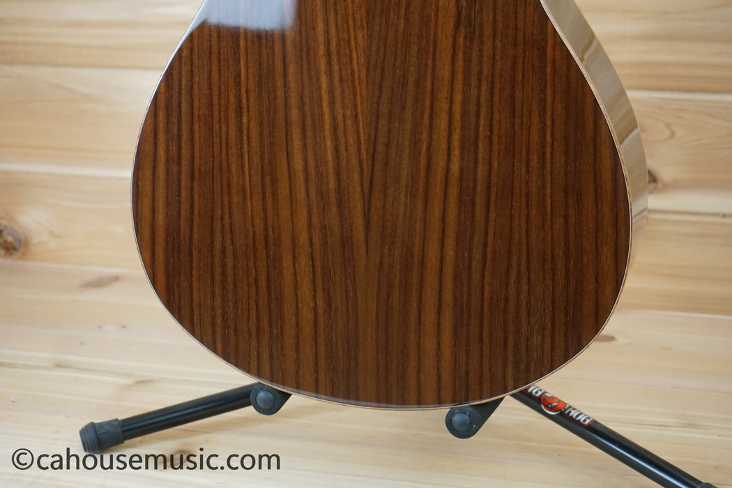 Yamaha A-Series AC1R Concert Cutaway Acoustic-Electric Guitar Tobacco Brown Sunburst B-Stock